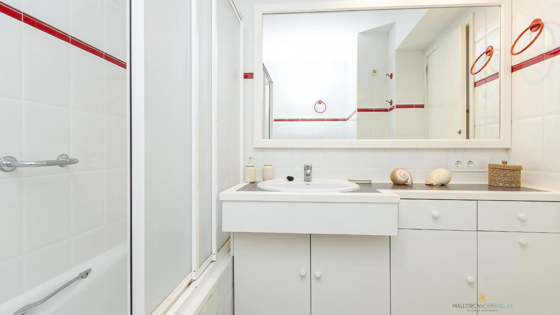 Apartment Apartamento Bel Planta Baja First Line Pinewalk Port de Pollenca Spain