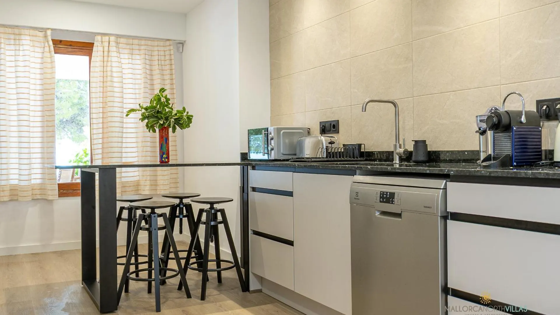 Apartamento Bel Planta Baja First Line Pinewalk Port de Pollenca Apartment